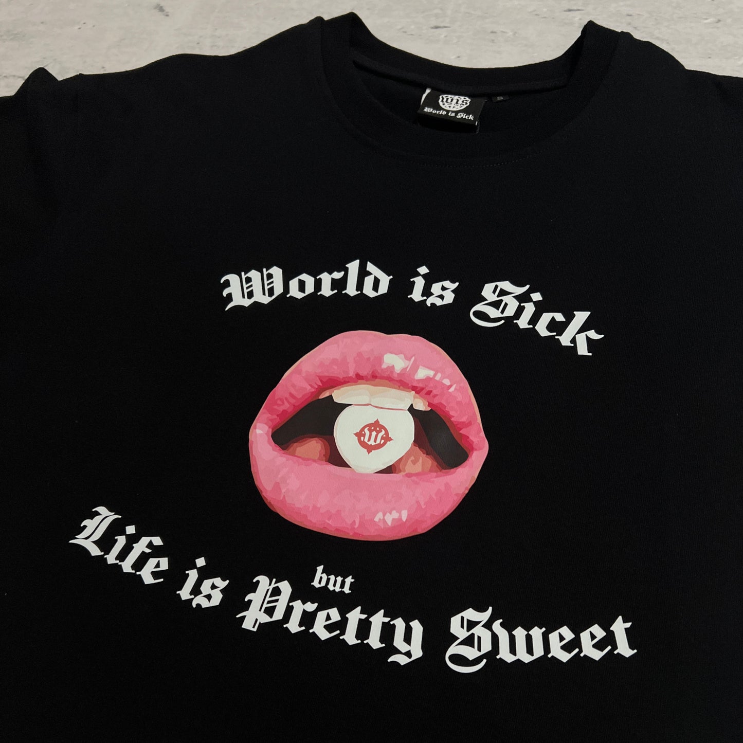 Pretty Sweet Tee Black